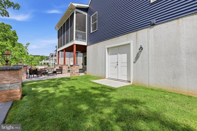 1084 ALDEN WAY, Lebanon, PA 17042