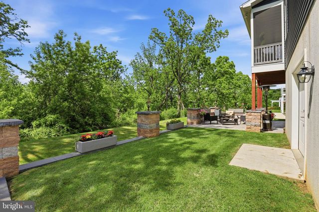 1084 ALDEN WAY, Lebanon, PA 17042
