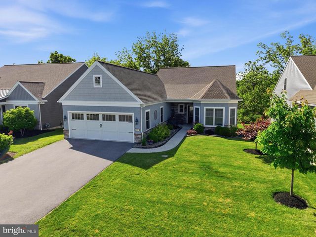 1084 ALDEN WAY, Lebanon, PA 17042