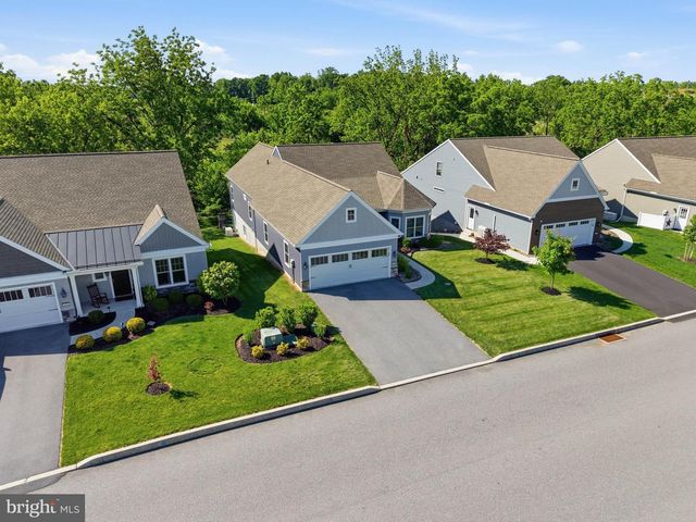 1084 ALDEN WAY, Lebanon, PA 17042