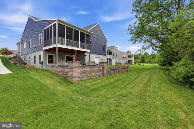 1084 ALDEN WAY, Lebanon, PA 17042