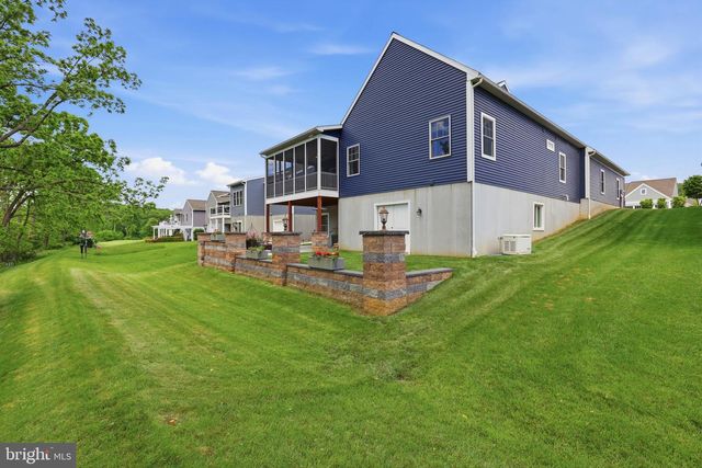 1084 ALDEN WAY, Lebanon, PA 17042