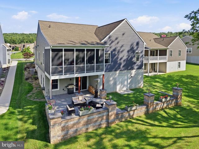 1084 ALDEN WAY, Lebanon, PA 17042