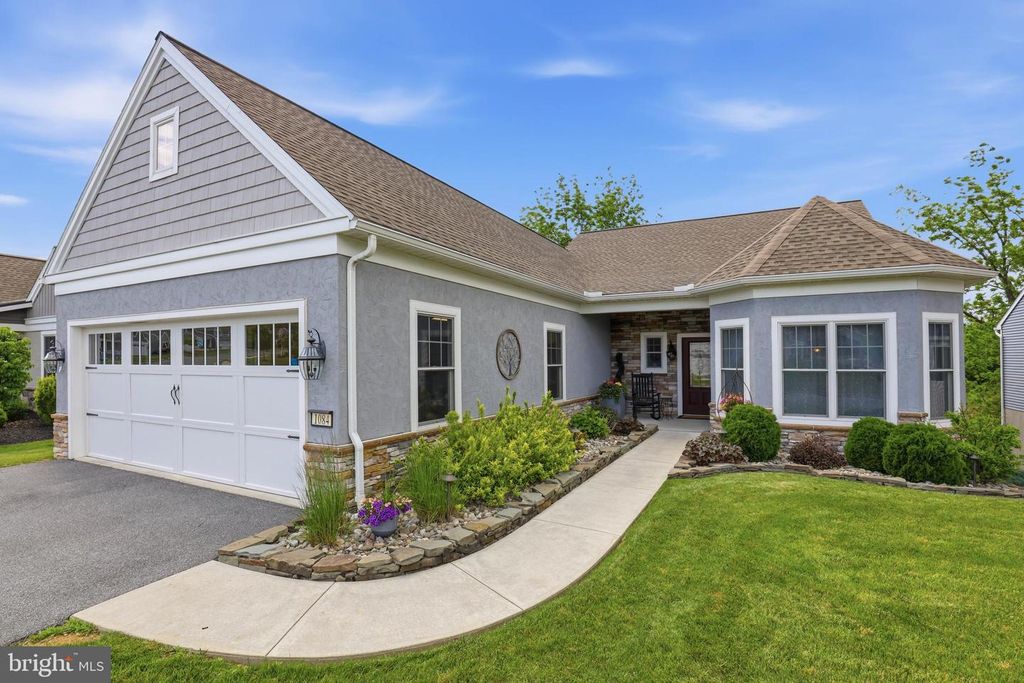 1084 ALDEN WAY, Lebanon, PA 17042