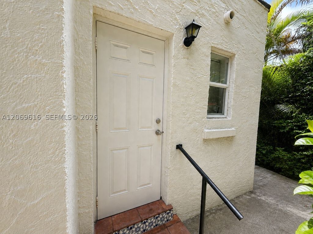 1222 Pizarro St 2, Coral Gables, FL 33134