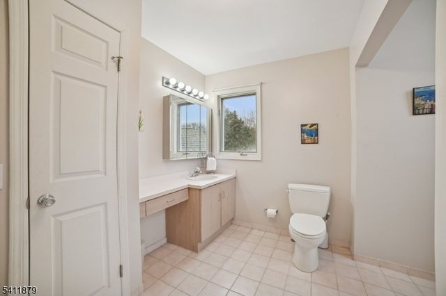 69 Lapis Cir, West Orange Twp., NJ 07052