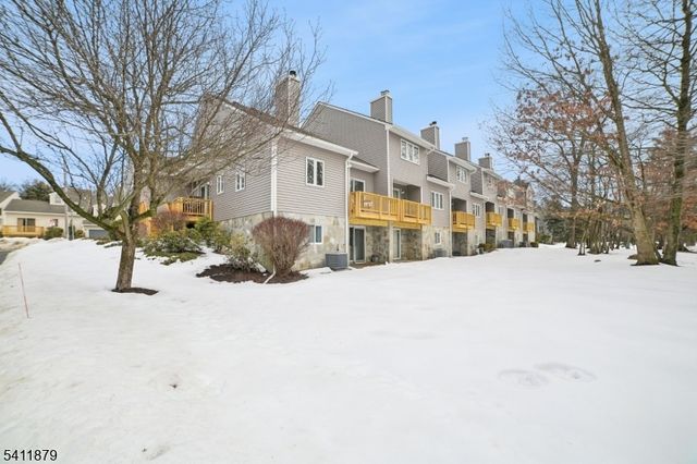 69 Lapis Cir, West Orange Twp., NJ 07052