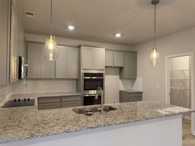 1409 Leafar Way, Mcdonough, GA 30253