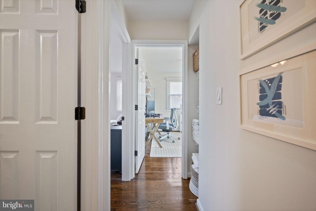 Image 27 of property listing at 6 PICKETT RD, Lutherville Timonium, MD 21093