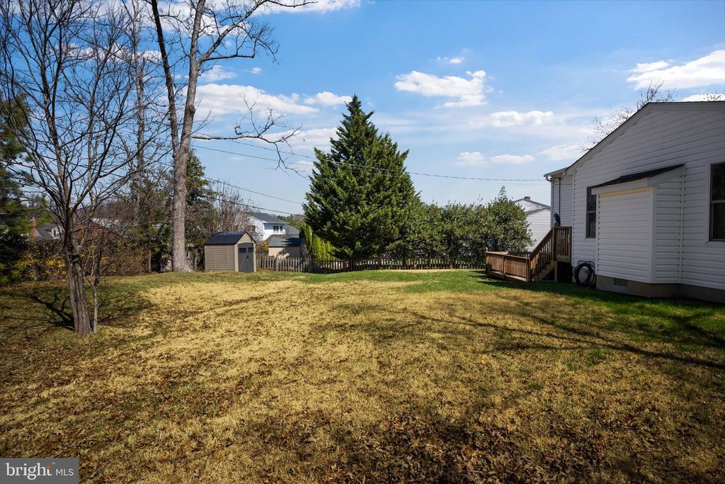 Image 44 of property listing at 6 PICKETT RD, Lutherville Timonium, MD 21093