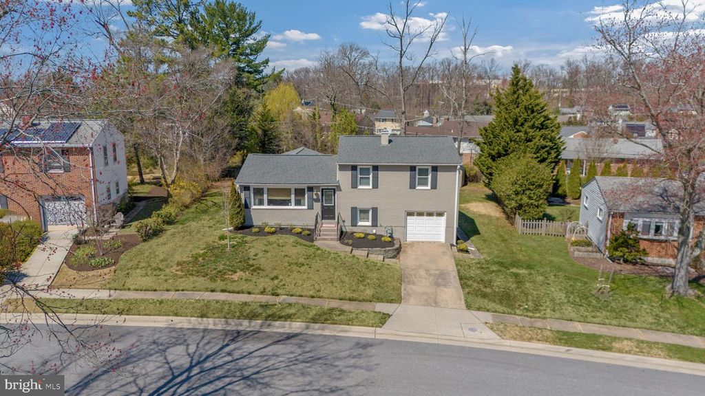 Image 45 of property listing at 6 PICKETT RD, Lutherville Timonium, MD 21093