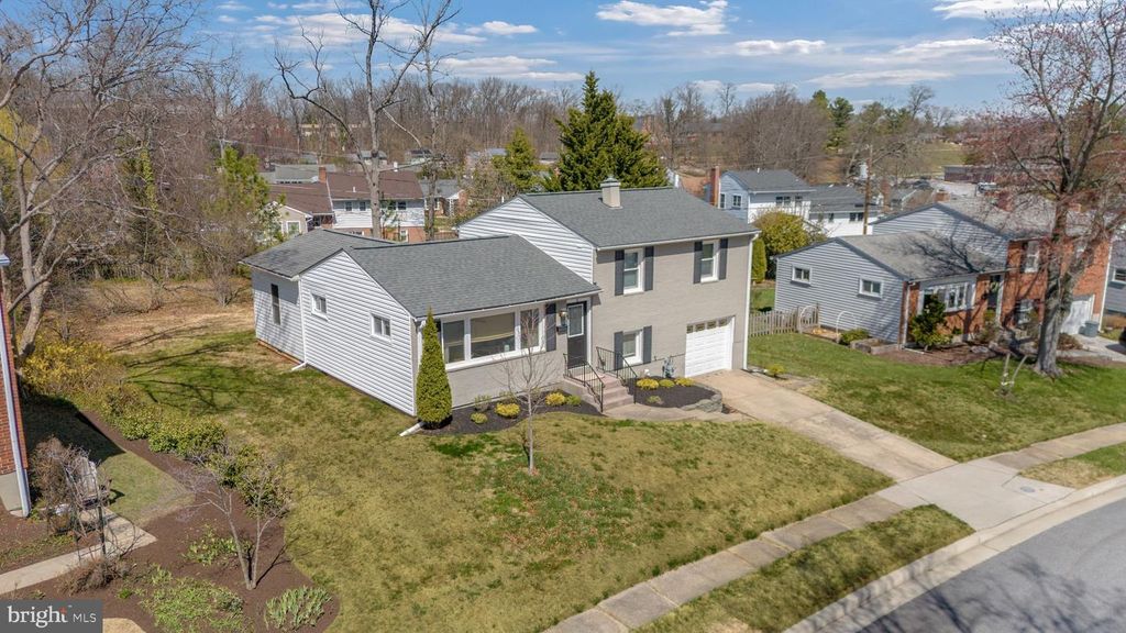 Image 46 of property listing at 6 PICKETT RD, Lutherville Timonium, MD 21093