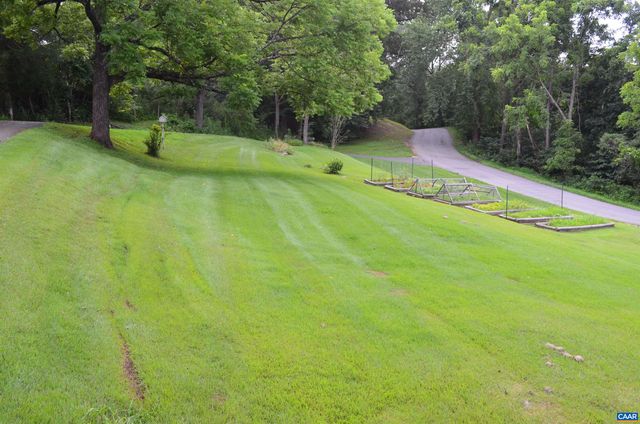 10778 ROCKFISH RIVER RD, Shipman, VA 22971