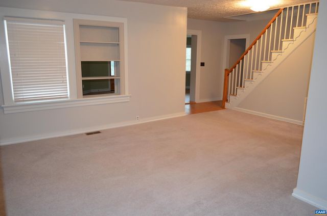 10778 ROCKFISH RIVER RD, Shipman, VA 22971