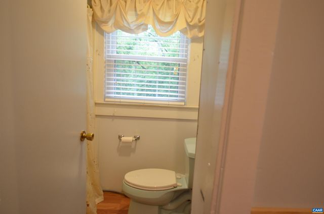 10778 ROCKFISH RIVER RD, Shipman, VA 22971