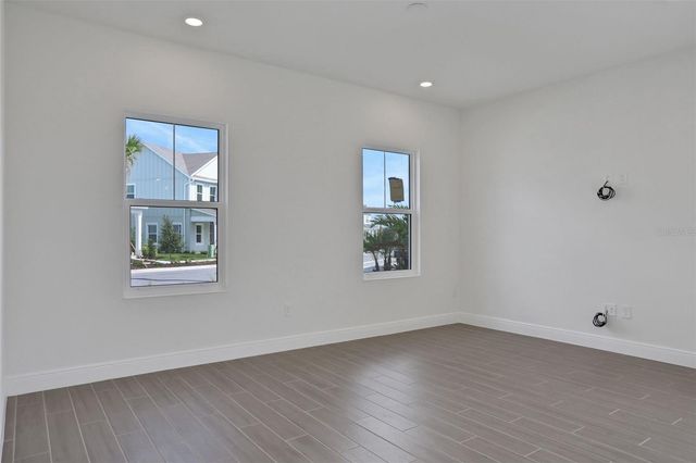 200 EAGLESTON LANE, Lakewood Ranch, FL 34240