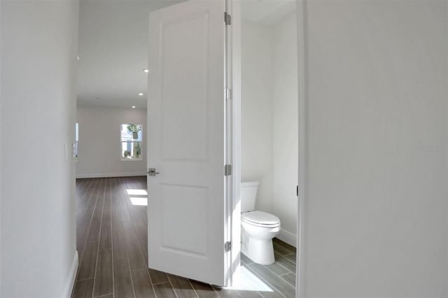 200 EAGLESTON LANE, Lakewood Ranch, FL 34240