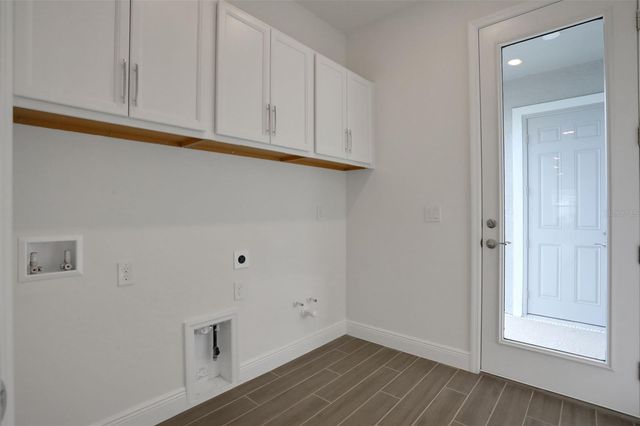 200 EAGLESTON LANE, Lakewood Ranch, FL 34240