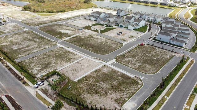 200 EAGLESTON LANE, Lakewood Ranch, FL 34240