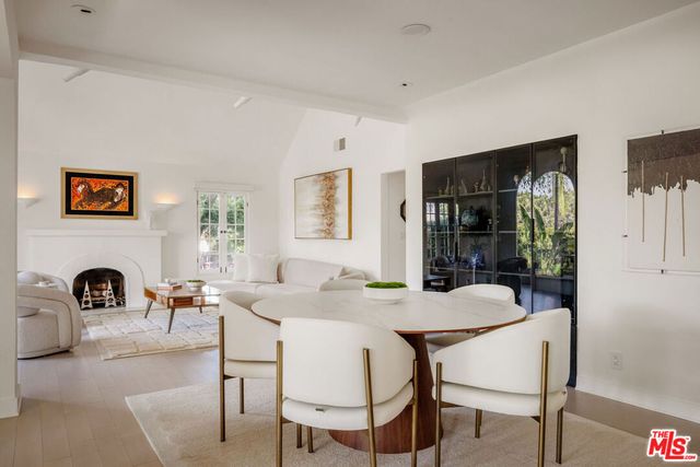 9000 Dorrington Avenue, West Hollywood, CA 90048