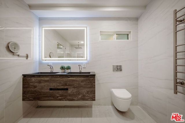 9000 Dorrington Avenue, West Hollywood, CA 90048