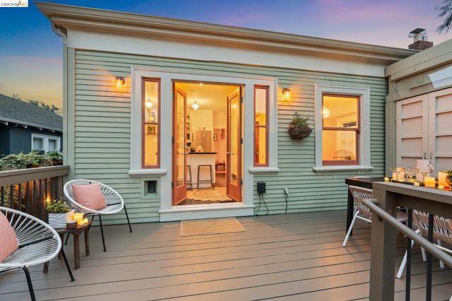 5360 LOCKSLEY Ave, Oakland, CA 94618