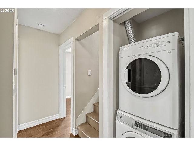 3801 Ne 82ND Ave, Portland, OR 97220