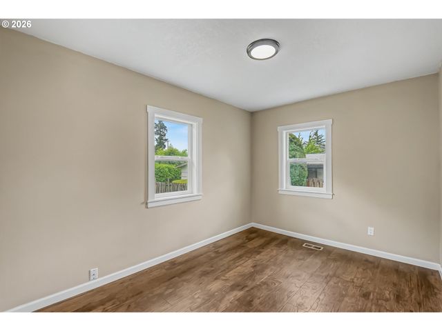3801 Ne 82ND Ave, Portland, OR 97220