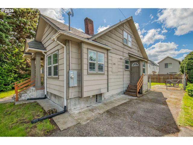 3801 Ne 82ND Ave, Portland, OR 97220