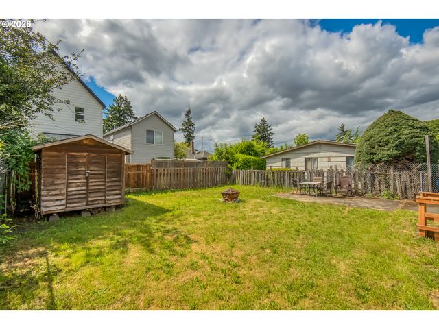 3801 Ne 82ND Ave, Portland, OR 97220