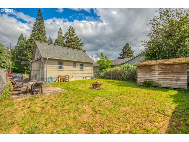 3801 Ne 82ND Ave, Portland, OR 97220