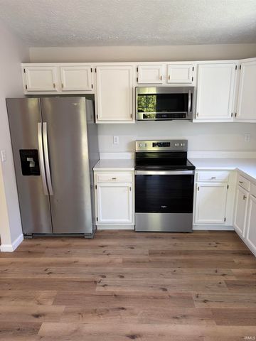 3184 Stratus Court, West Lafayette, IN 47906