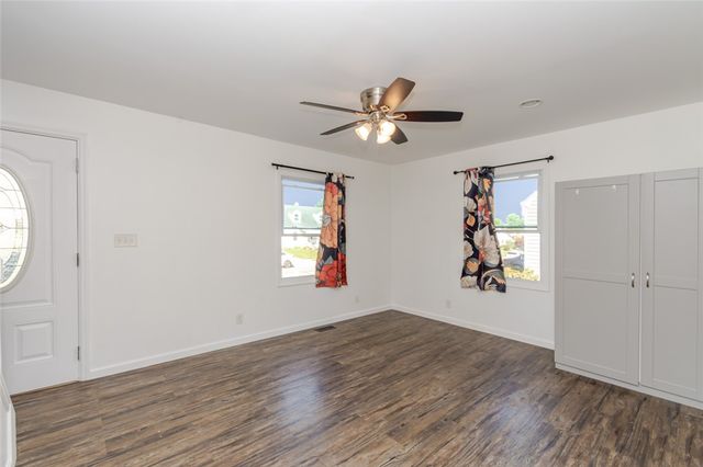 2014 W Bataan Drive, Kettering, OH 45420