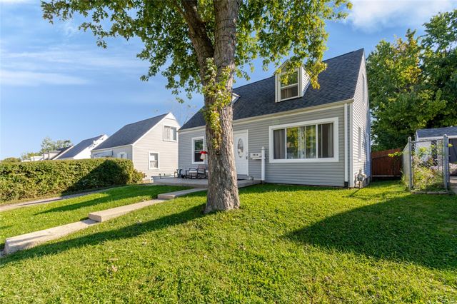 2014 W Bataan Drive, Kettering, OH 45420