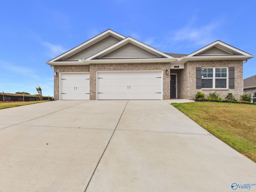 258 List Road, Huntsville, AL 35810