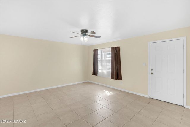 945 E Prince Road, Tucson, AZ 85719