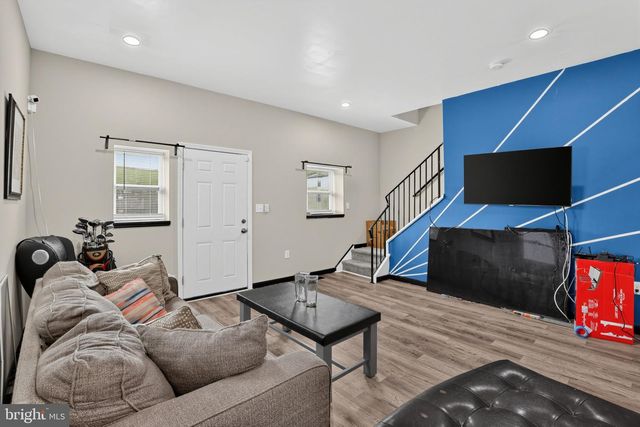 306 PARK, Woodbury, NJ 08096