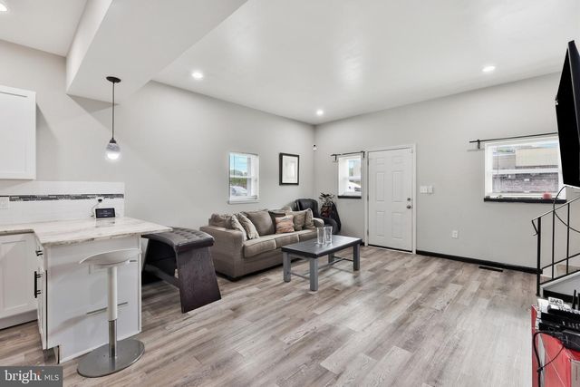 306 PARK, Woodbury, NJ 08096