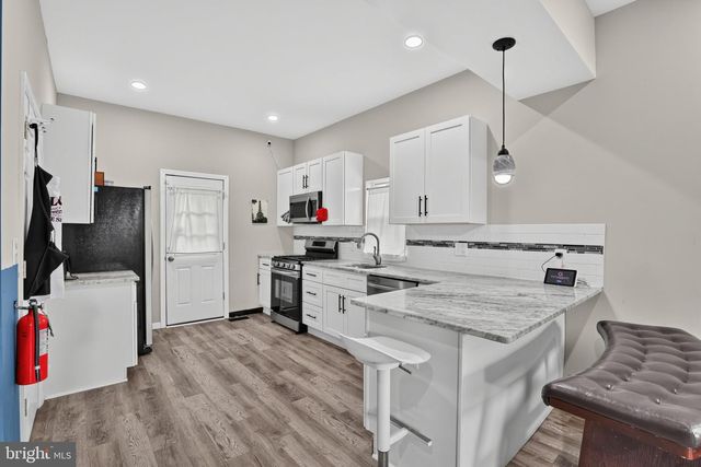 306 PARK, Woodbury, NJ 08096