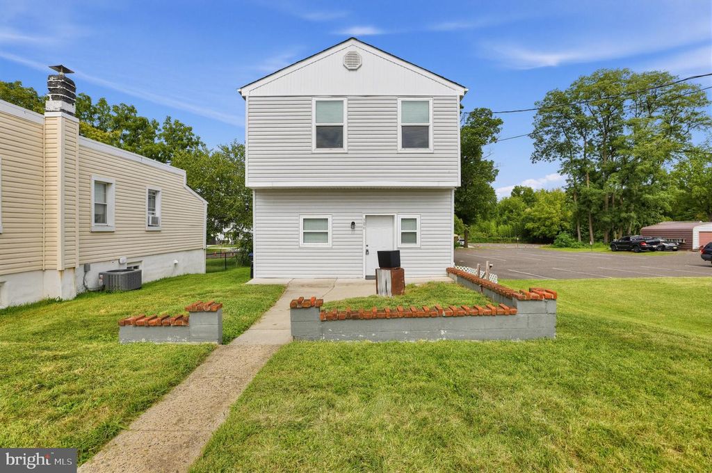 306 PARK, Woodbury, NJ 08096