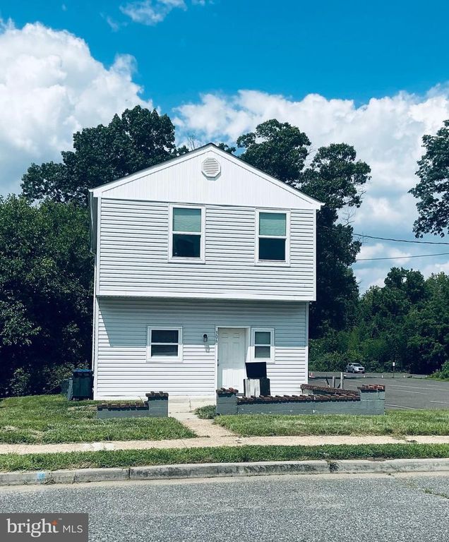 306 PARK, Woodbury, NJ 08096
