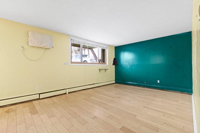 520 Ridgewood Avenue 4, Minneapolis, MN 55403