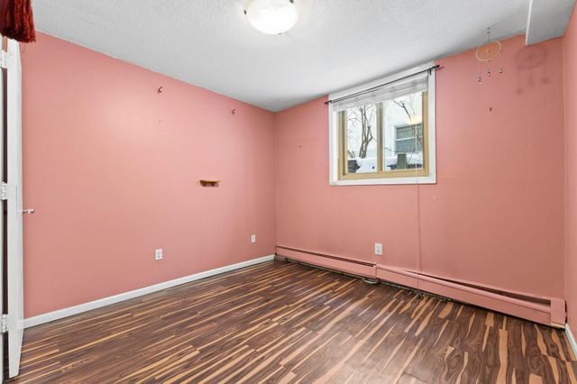 520 Ridgewood Avenue 4, Minneapolis, MN 55403