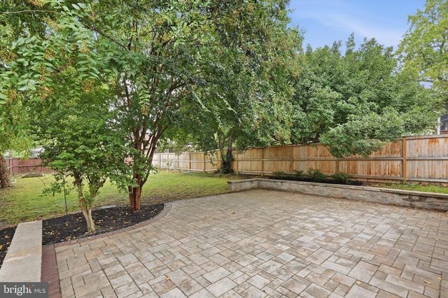 6610 5TH NW, Washington, DC 20012
