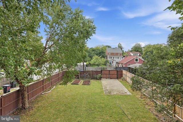 6610 5TH NW, Washington, DC 20012