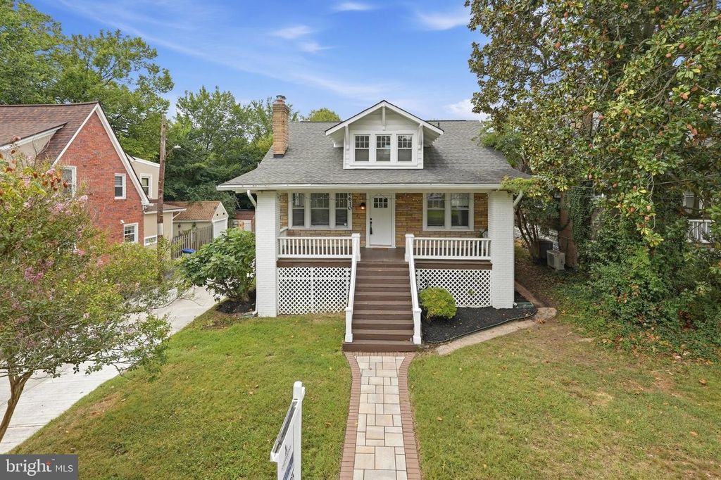 6610 5TH NW, Washington, DC 20012