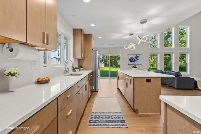 54842 Black Oak Court, Bristol, IN 46507