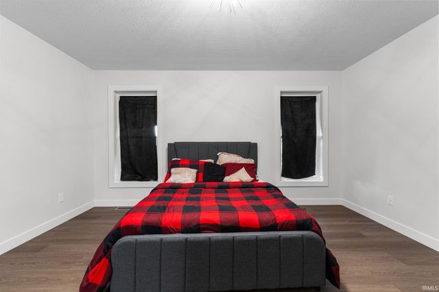54842 Black Oak Court, Bristol, IN 46507