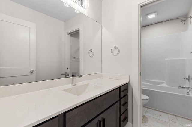 54842 Black Oak Court, Bristol, IN 46507