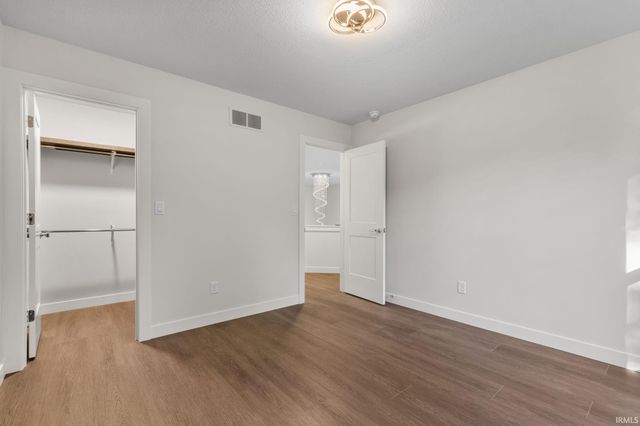 54842 Black Oak Court, Bristol, IN 46507